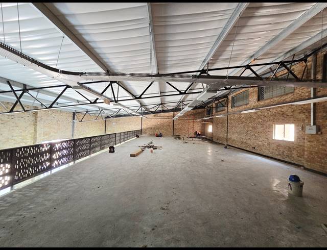 571M² WAREHOUSE TO LET IN RIVERSANDS